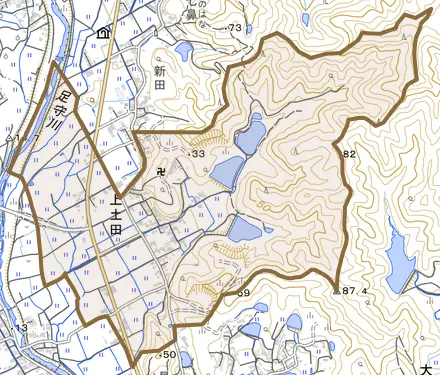 上土田とその周辺の地図。町の範囲を重ねている