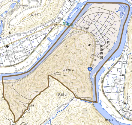 御津鹿瀬とその周辺の地図。町の範囲を重ねている