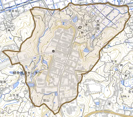 大内田とその周辺の地図。町の範囲を重ねている