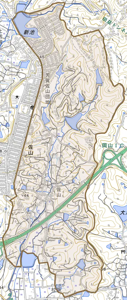 佐山とその周辺の地図。町の範囲を重ねている