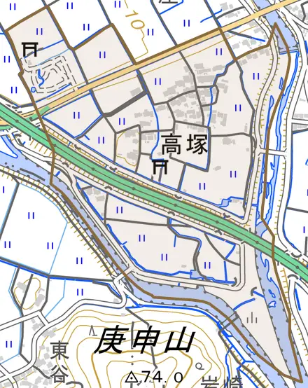 高塚とその周辺の地図。町の範囲を重ねている