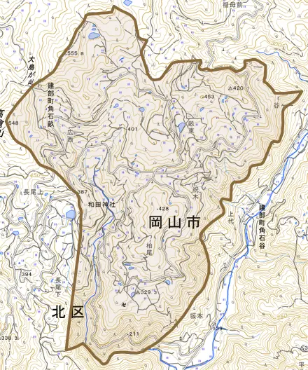 建部町角石畝とその周辺の地図。町の範囲を重ねている