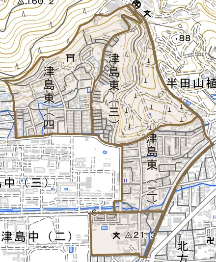 津島東とその周辺の地図。町の範囲を重ねている