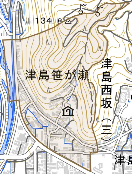 津島笹が瀬とその周辺の地図。町の範囲を重ねている