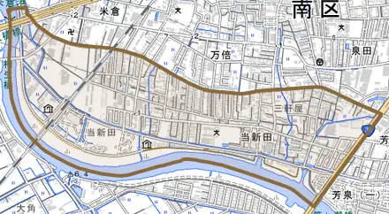 当新田とその周辺の地図。町の範囲を重ねている