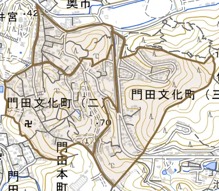 門田文化町とその周辺の地図。町の範囲を重ねている