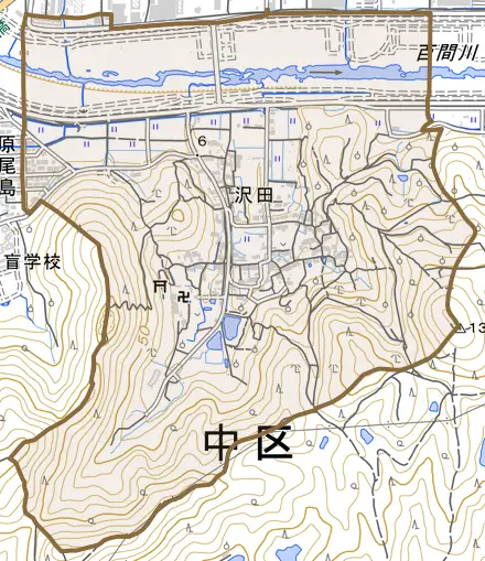 沢田とその周辺の地図。町の範囲を重ねている