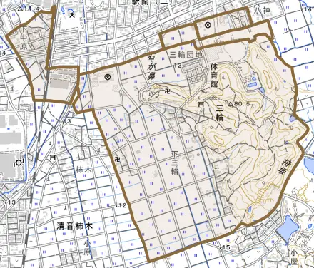 三輪とその周辺の地図。町の範囲を重ねている