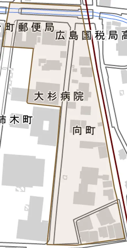 向町とその周辺の地図。町の範囲を重ねている