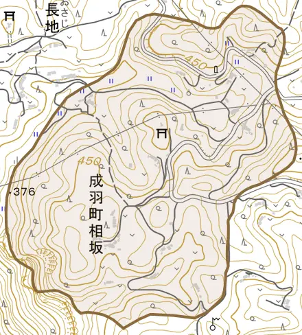成羽町相坂とその周辺の地図。町の範囲を重ねている