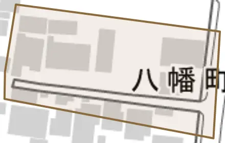 八幡町とその周辺の地図。町の範囲を重ねている