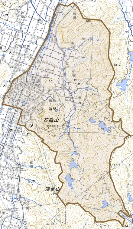 迫間とその周辺の地図。町の範囲を重ねている