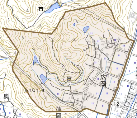 広岡とその周辺の地図。町の範囲を重ねている