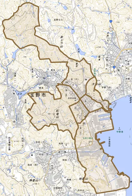 玉とその周辺の地図。町の範囲を重ねている