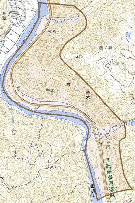 苦木とその周辺の地図。町の範囲を重ねている