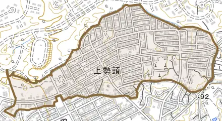 字上勢頭とその周辺の地図。町の範囲を重ねている