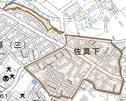 字佐真下とその周辺の地図。町の範囲を重ねている