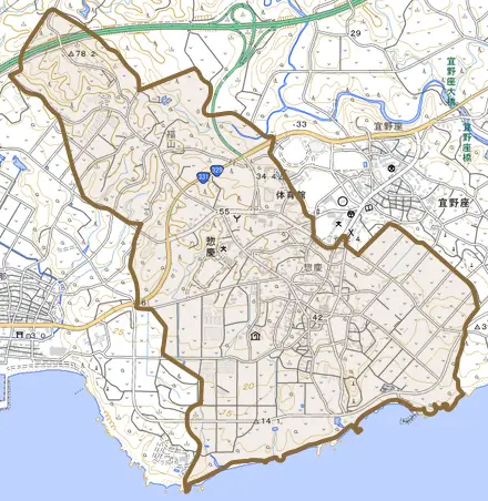 字惣慶とその周辺の地図。町の範囲を重ねている