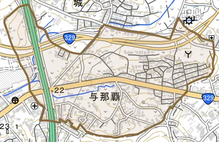 字与那覇とその周辺の地図。町の範囲を重ねている
