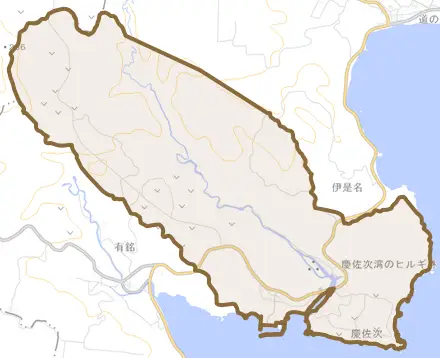 字慶佐次とその周辺の地図。町の範囲を重ねている