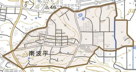 字南波平とその周辺の地図。町の範囲を重ねている