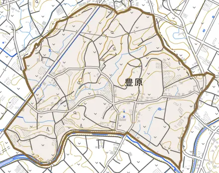 字豊原とその周辺の地図。町の範囲を重ねている