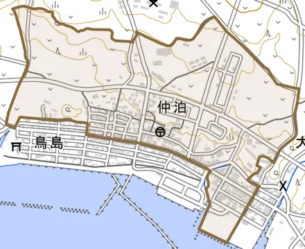 字仲泊とその周辺の地図。町の範囲を重ねている