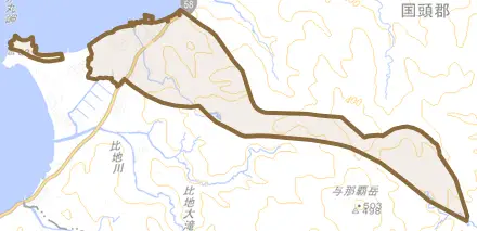 字辺土名とその周辺の地図。町の範囲を重ねている