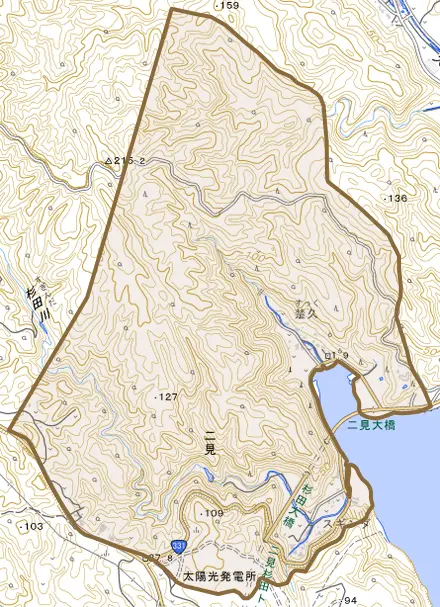 字二見とその周辺の地図。町の範囲を重ねている