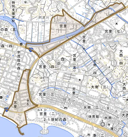 字宮里とその周辺の地図。町の範囲を重ねている