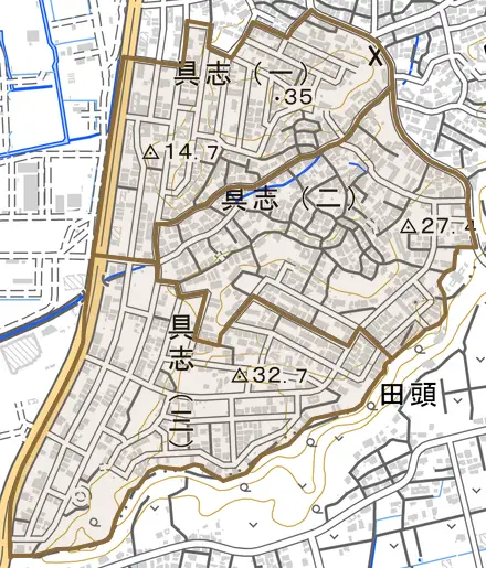具志とその周辺の地図。町の範囲を重ねている