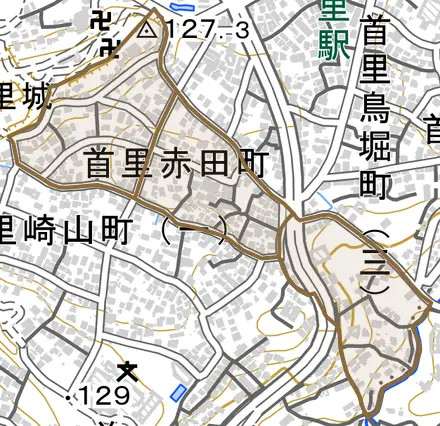 首里赤田町とその周辺の地図。町の範囲を重ねている