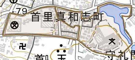 首里真和志町とその周辺の地図。町の範囲を重ねている