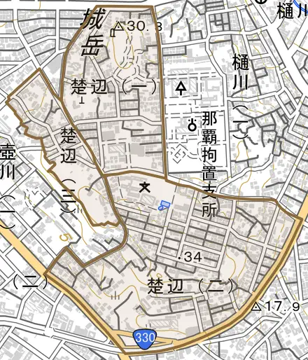 楚辺とその周辺の地図。町の範囲を重ねている