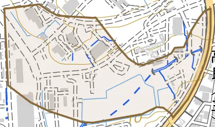 字高良とその周辺の地図。町の範囲を重ねている