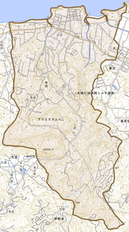 字今泊とその周辺の地図。町の範囲を重ねている