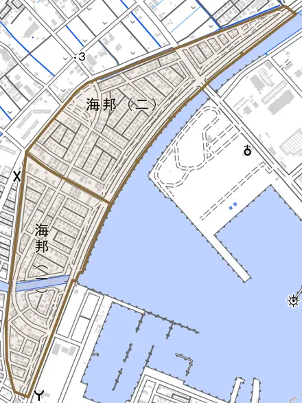 海邦とその周辺の地図。町の範囲を重ねている
