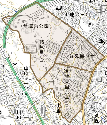 諸見里とその周辺の地図。町の範囲を重ねている