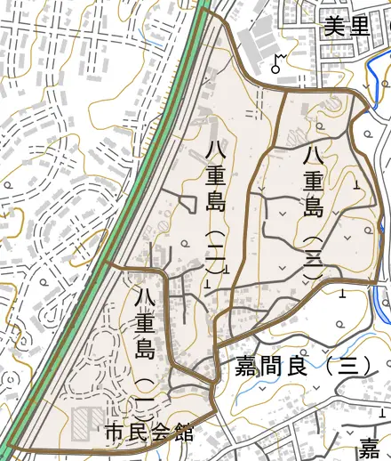 八重島とその周辺の地図。町の範囲を重ねている