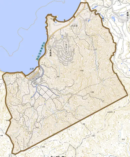 字名嘉真とその周辺の地図。町の範囲を重ねている