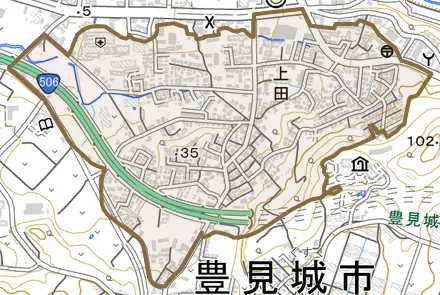 字上田とその周辺の地図。町の範囲を重ねている