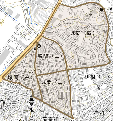城間とその周辺の地図。町の範囲を重ねている