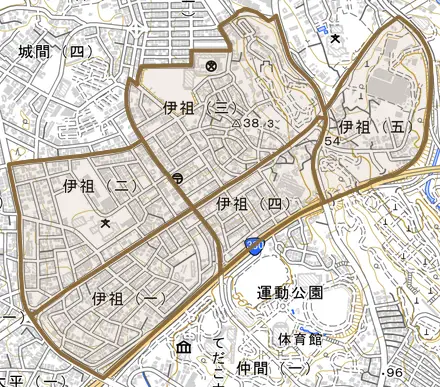 伊祖とその周辺の地図。町の範囲を重ねている