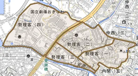 勢理客とその周辺の地図。町の範囲を重ねている