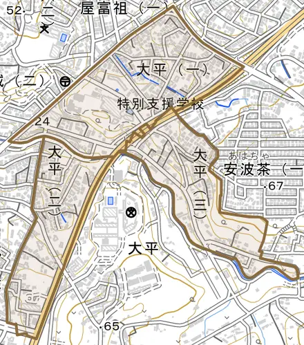 大平とその周辺の地図。町の範囲を重ねている