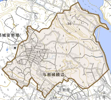 与那城饒辺とその周辺の地図。町の範囲を重ねている
