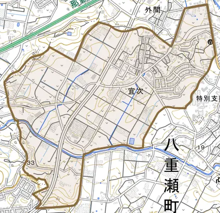字宜次とその周辺の地図。町の範囲を重ねている