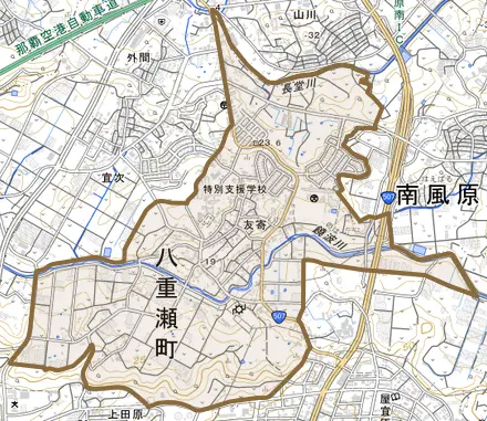 字友寄とその周辺の地図。町の範囲を重ねている