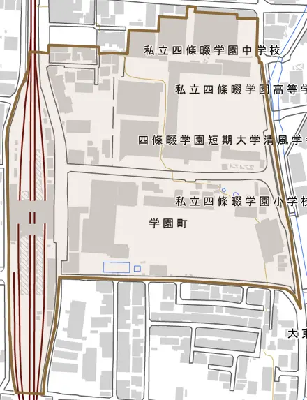 学園町とその周辺の地図。町の範囲を重ねている