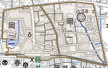 岡とその周辺の地図。町の範囲を重ねている